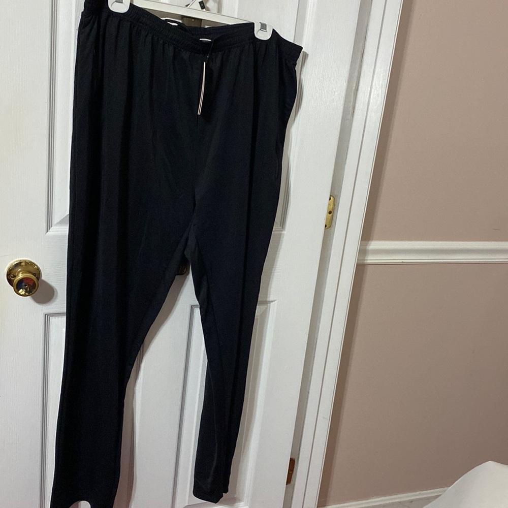 Young USA mens basketball athletic long pants with pockets; size Large